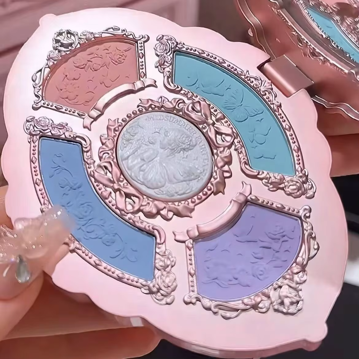 Fleur connaît les contes de fées d'été en relief cinq couleurs pressées paillettes ombre à paupières