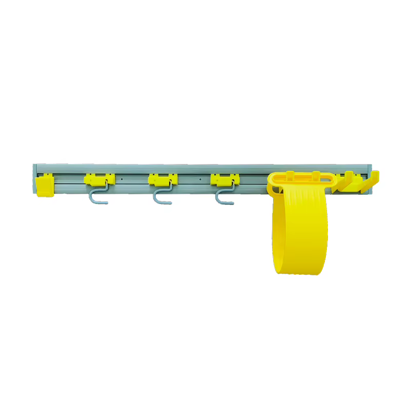 Le kit d'outils en boîte comprend des composants allongés jaunes et des petites pièces assorties mul