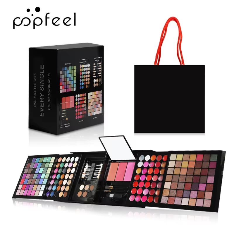 Maquillage POPFEEL (ombres à paupières, blush, gloss à lèvres, correcteur), un miroir et des outils 