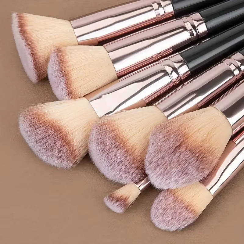 Ensemble de pinceaux de maquillage professionnels pour femmes, fard à barrage, fond de teint, correc