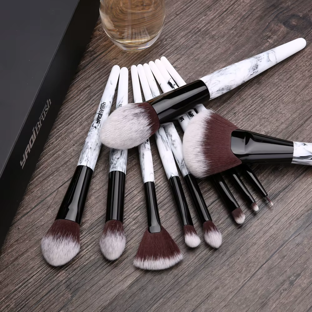 Yaqi-Ensemble de pinceaux de maquillage, cheveux synthétiques, manche en résine marbrée, étui en PU