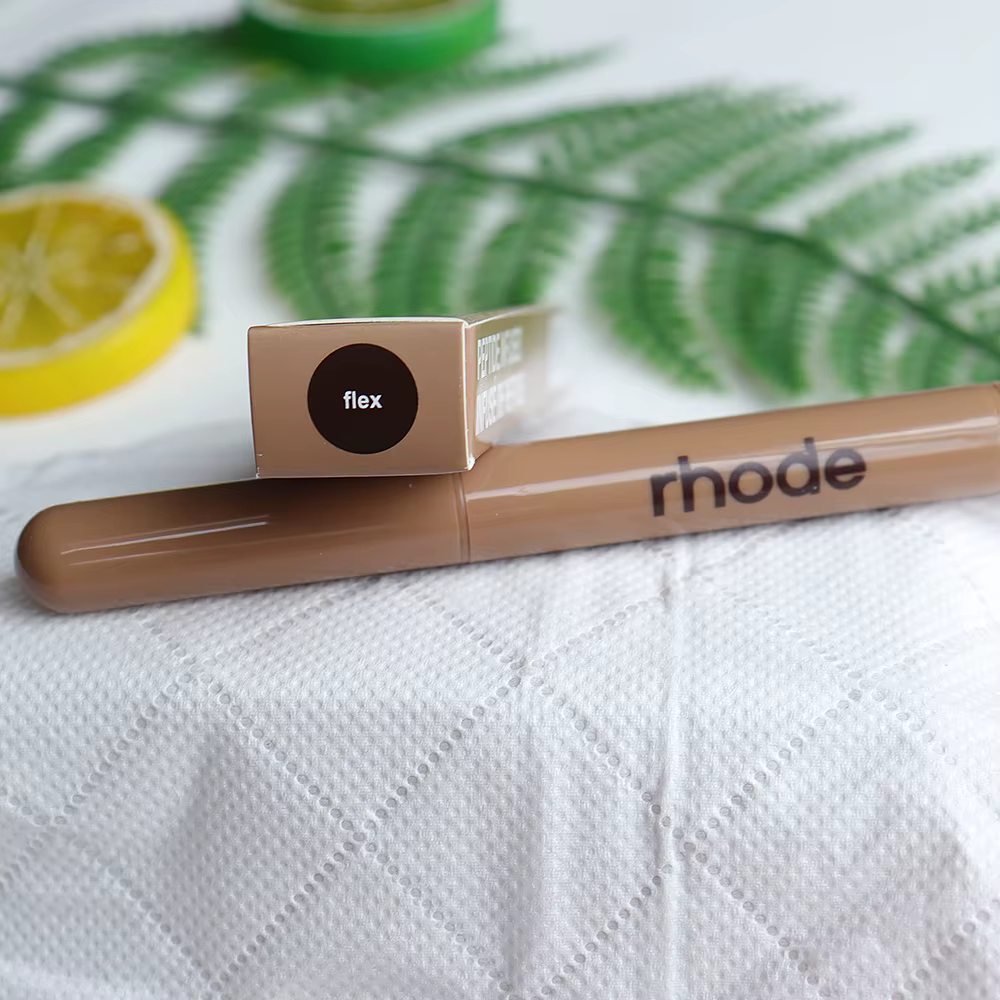 Rhode Skin Peptide Lip Shape Pen, Crayon à lèvres longue tenue, Crayon teinté pour les lèvres, Maqui