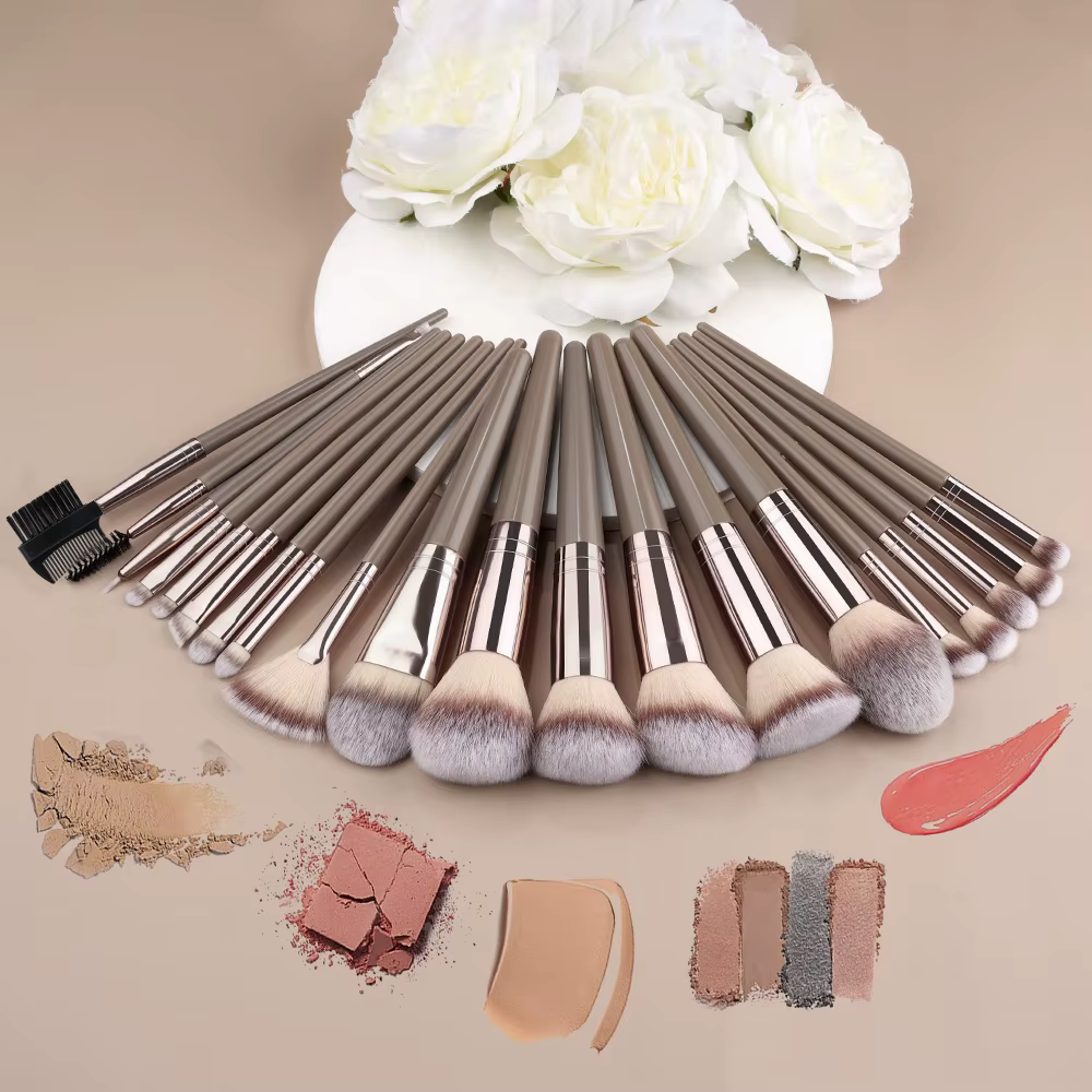 Ensemble de pinceaux de maquillage pour femme, fond de teint, fard à barrage, surligneur, doux, moel