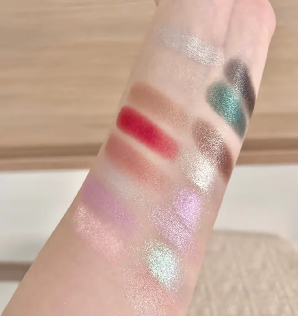 Palette de fards à paupières Qianyan Cheeryep STARLIT WISHES EYESHADOW PALETTE WISHES STARLIGHT 17g,