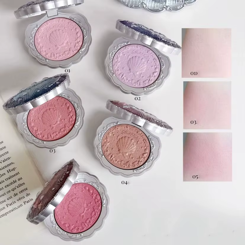Ensemble de maquillage Flower Know Shells Jewel pour femmes - Fard à paupières, blush, gloss à lèvre