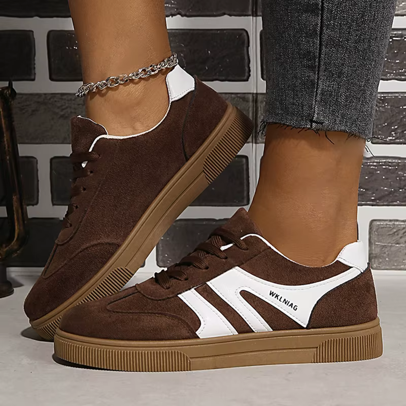 Baskets compensées marron en faux daim pour femme, chaussures de marche décontractées à talons plats
