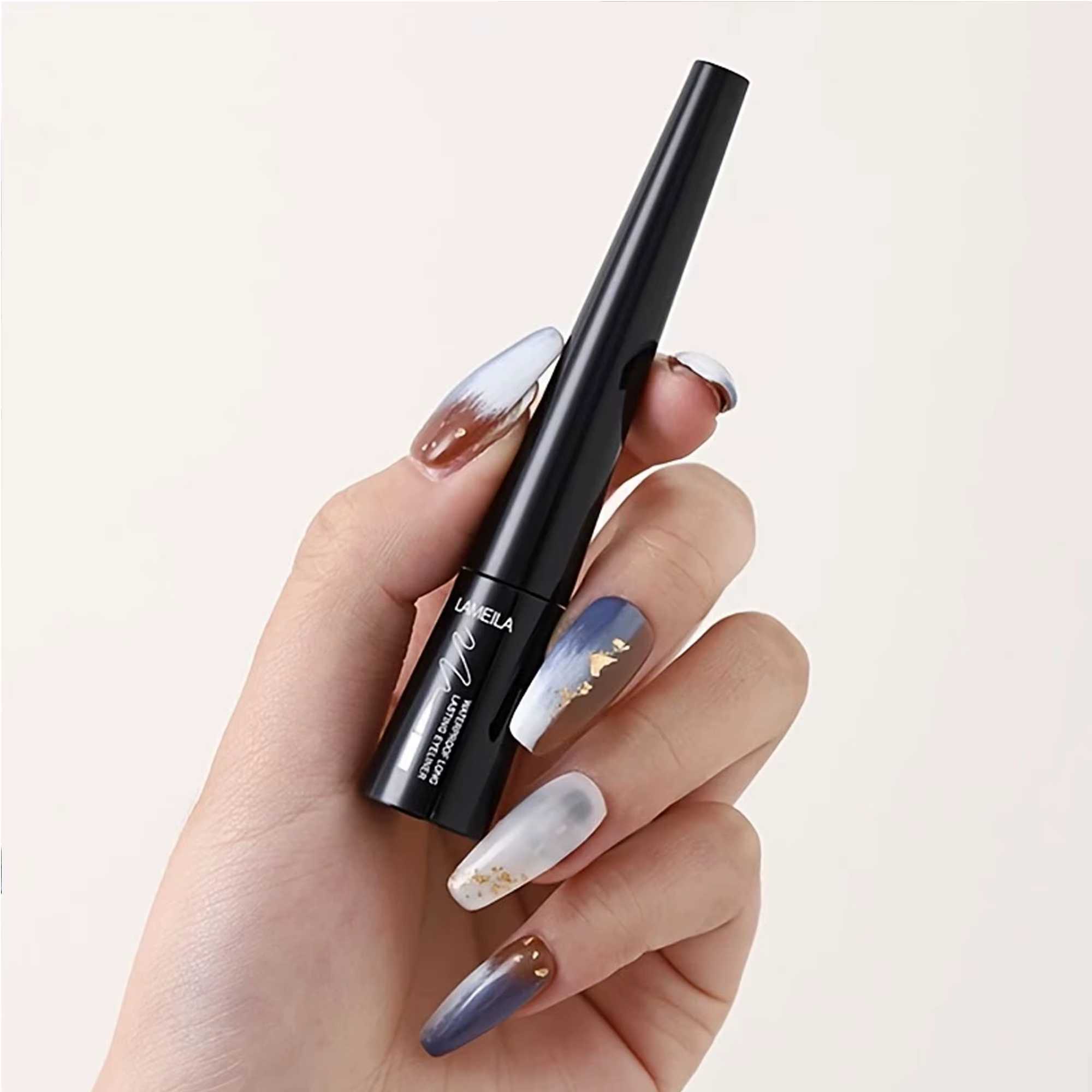 1 l'eye-liner mince est imperméable, résistant à la transpiration, durable et non taché. Stylo liqui
