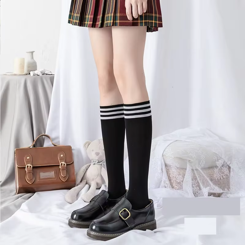 Chaussettes hautes pour femmes, chaussettes hautes à rayures solides, amincissantes, confortables