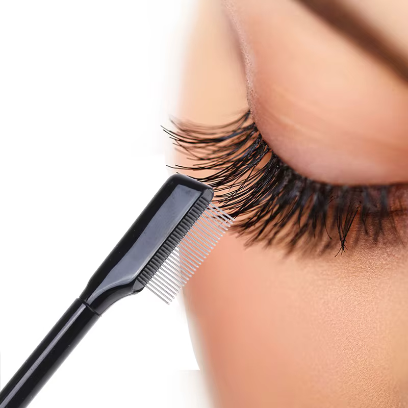 Peigne à cils en acier inoxydable, brosse de maquillage à usage métallique avec couvercle
