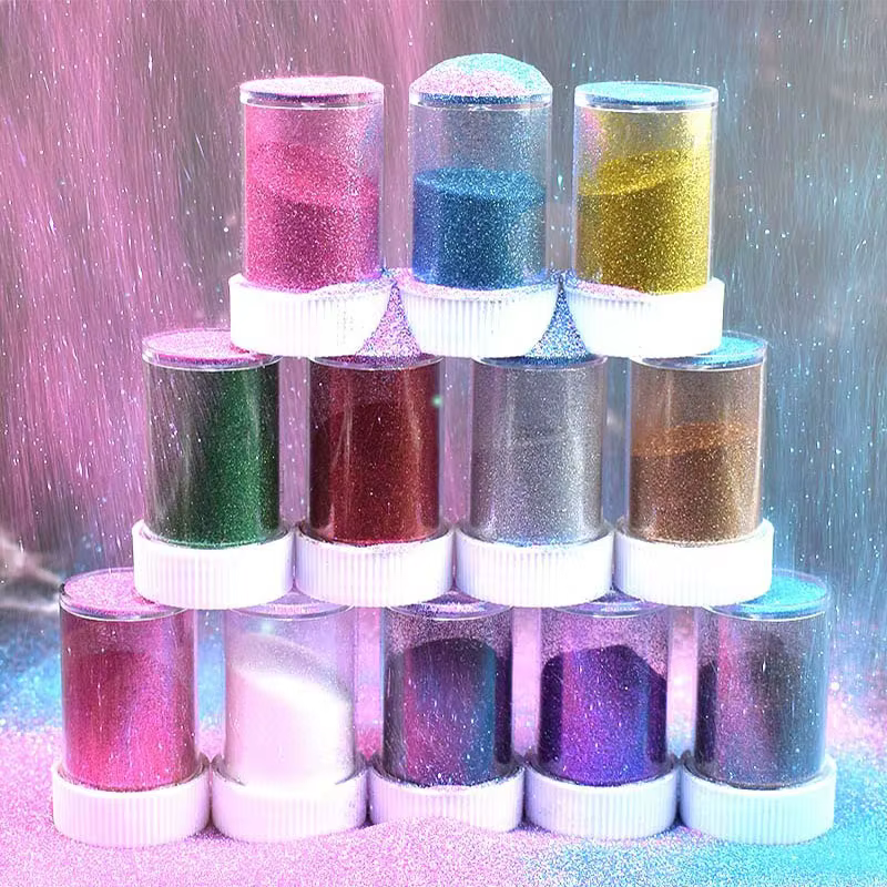 Poudre à paillettes pour le visage et le corps
