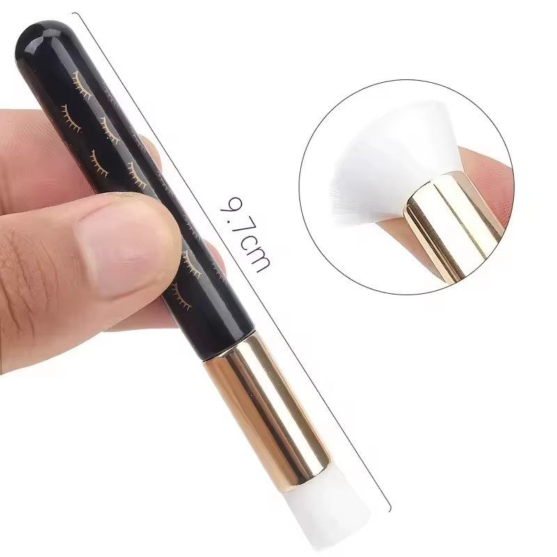 Brosse de nettoyage des cils