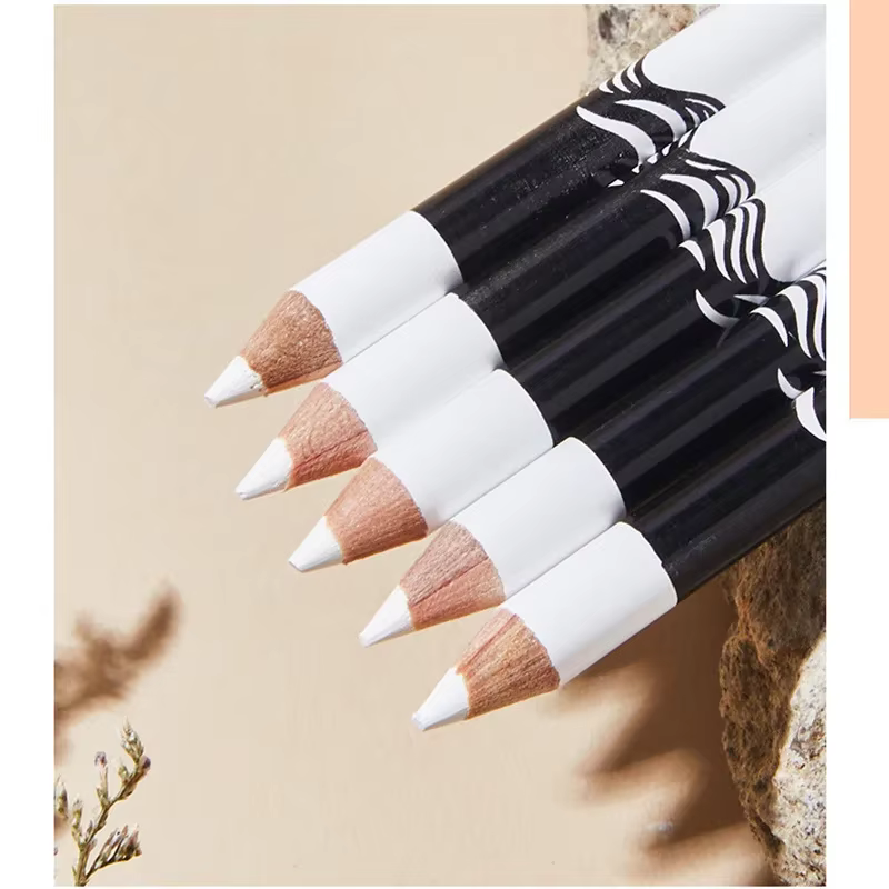 Crayon Eyeliner blanc mat à séchage rapide