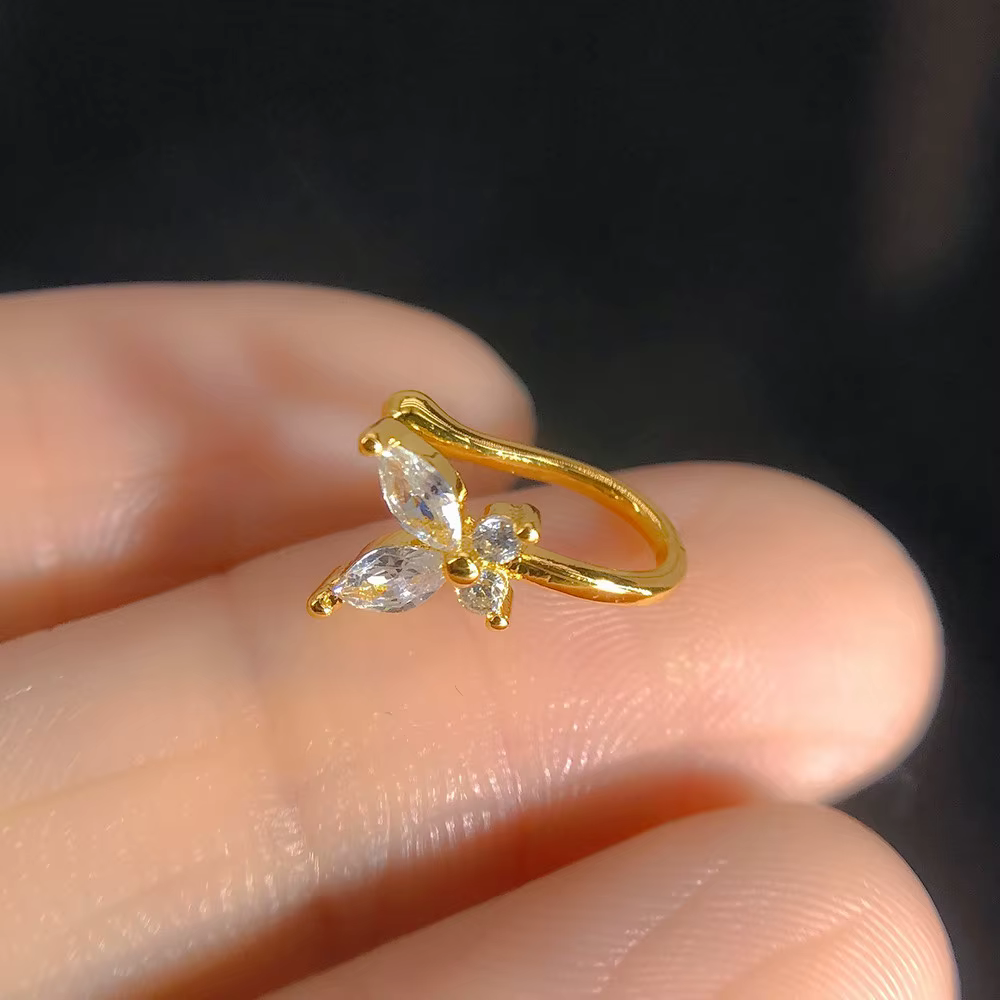 Faux Piercing pour femmes, 1 pièce, anneau de nez, manchette, bijoux pour le corps, tendance, boucles d'oreilles, cœur, étoile, fleurs, papillon, KAE197