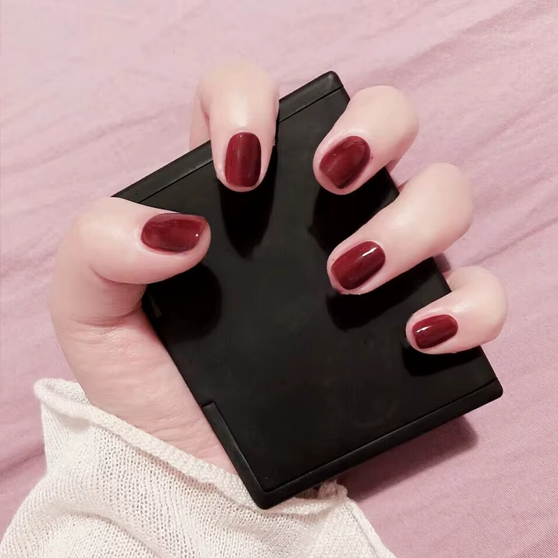 Faux ongles courts et plats à pression, couleur unie, couverture complète, pointes d'art pour femmes et filles, DIY, 24 pièces