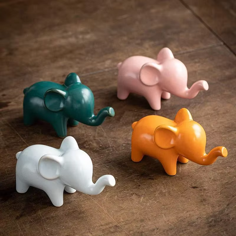 Mini Figurine d'éléphant et de girafe en céramique, Sculpture d'animal de bureau, ornements décoratifs modernes et minimalistes pour la décoration de la maison et du bureau