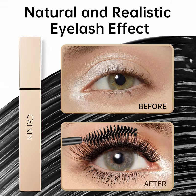 Mascara noir, volumisant et allongeant