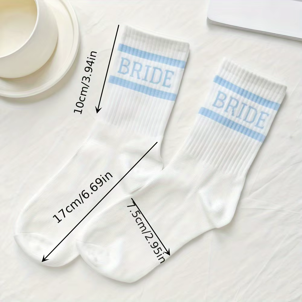 1 paire de chaussettes blanches de mariée, chaussettes décoratives sur le thème du mariage, cadeaux de mariage créatifs, accessoires de photographie de mariage, fête prénuptiale Favo