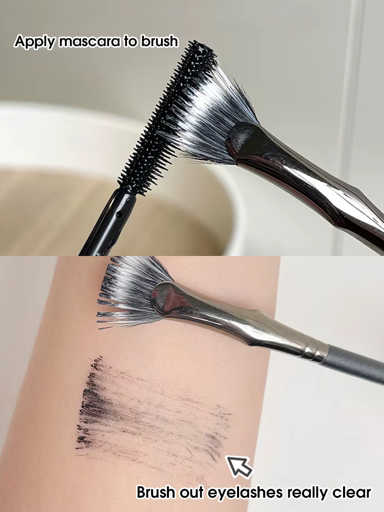 Brosse à mascara en éventail pliant