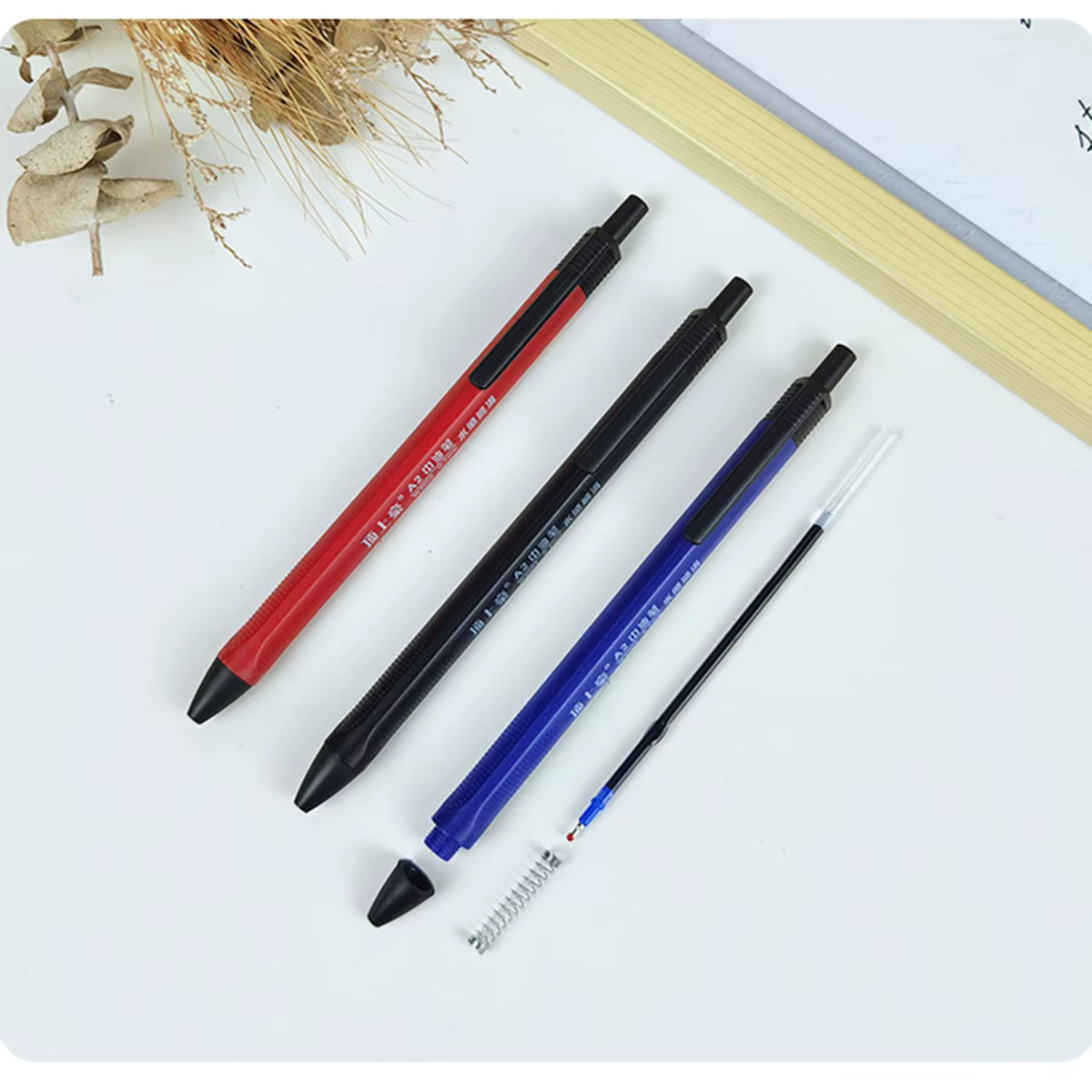 Stylo à bille rétractable Basics stylos à bille noir/bleu/rouge, pointe moyenne 0.7mm pour une écriture fluide, paquet de 10 à 40
