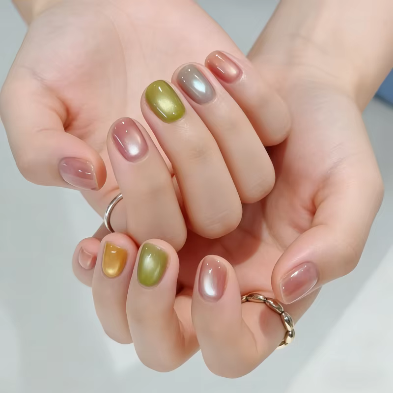 30 faux ongles minimalistes, uniques et tendance, design œil de chat, pour le printemps/été, style court, à presser – Parfaits pour les filles