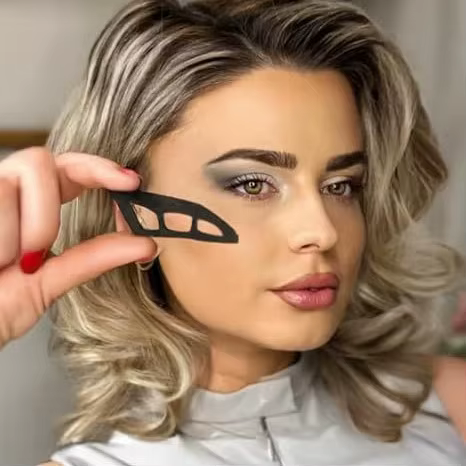Eyetour Your Glam Bestie pochoir de maquillage pour les yeux pour débutants outil