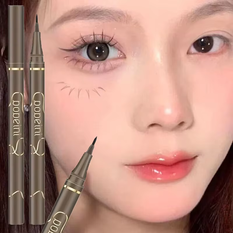 Eyeliner liquide imperméable 4 couleurs pointe ultra fine maquillage coréen longue durée facile pour les débutants noir brun thé froid marron