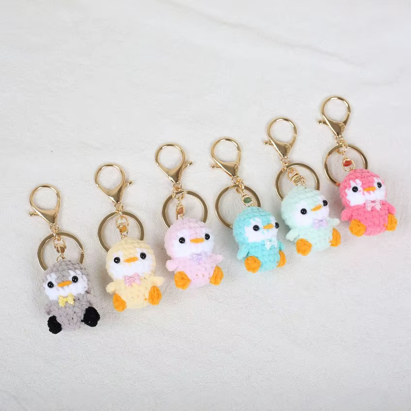 Porte-clés pingouin en Crochet fait à la main, fil de laine délicat, Style féminin, Original, fait à la main, Animal, haricot de sucre, pendentif mignon