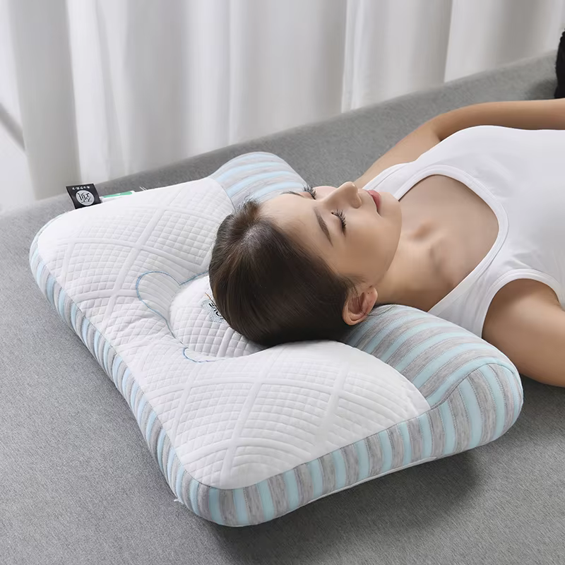 1 oreiller cervical confortable pour le cou, soulagement doux de la douleur, garnissage en microfibre, oreiller de lit lavable, soutien cervical profilé