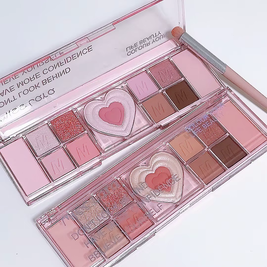 Palette de fards à paupières rose