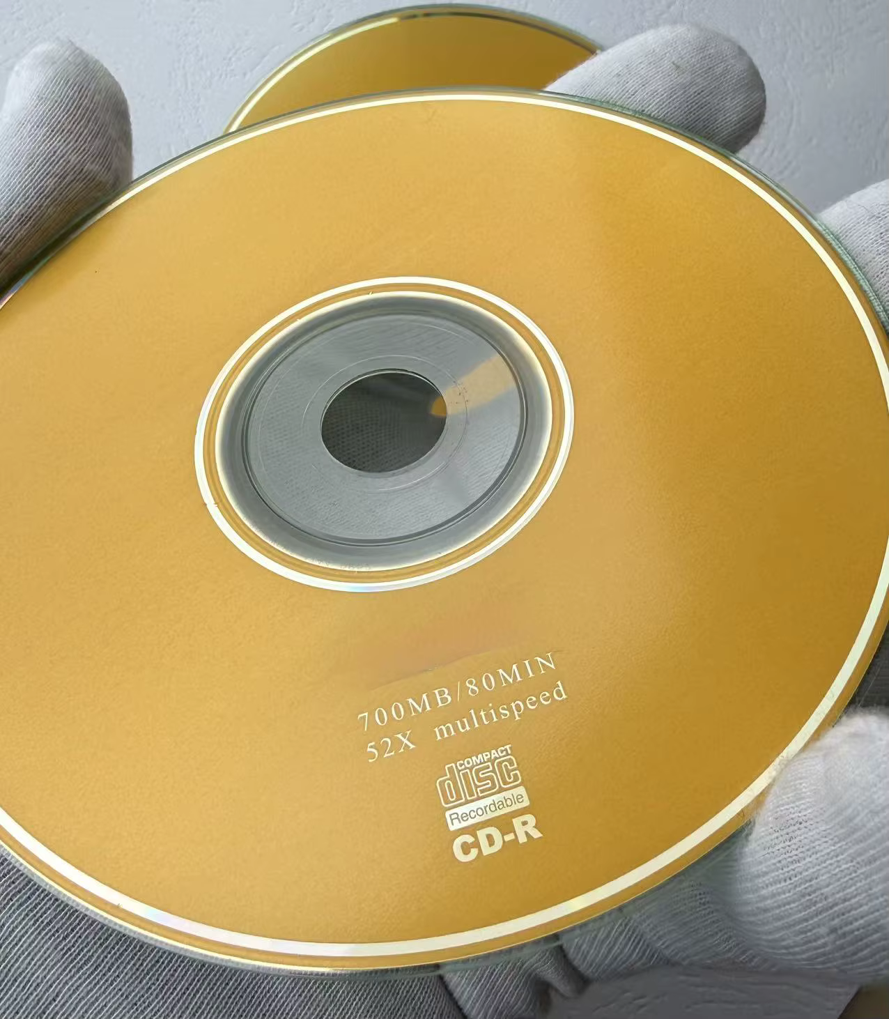 Vente en gros authentique 10 disques 700 mo disque CD-R imprimé or vierge