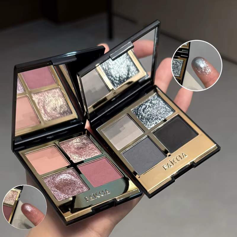 Palette de fards à barrage fumés à quatre couleurs pour les yeux