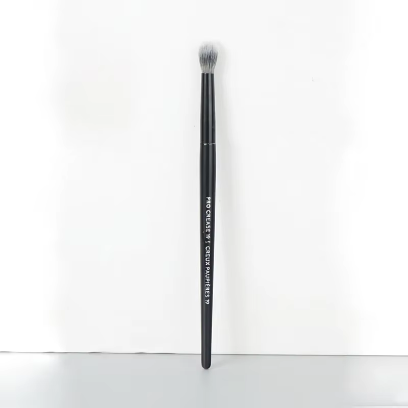 Brosse professionnelle pour ombre à paupières