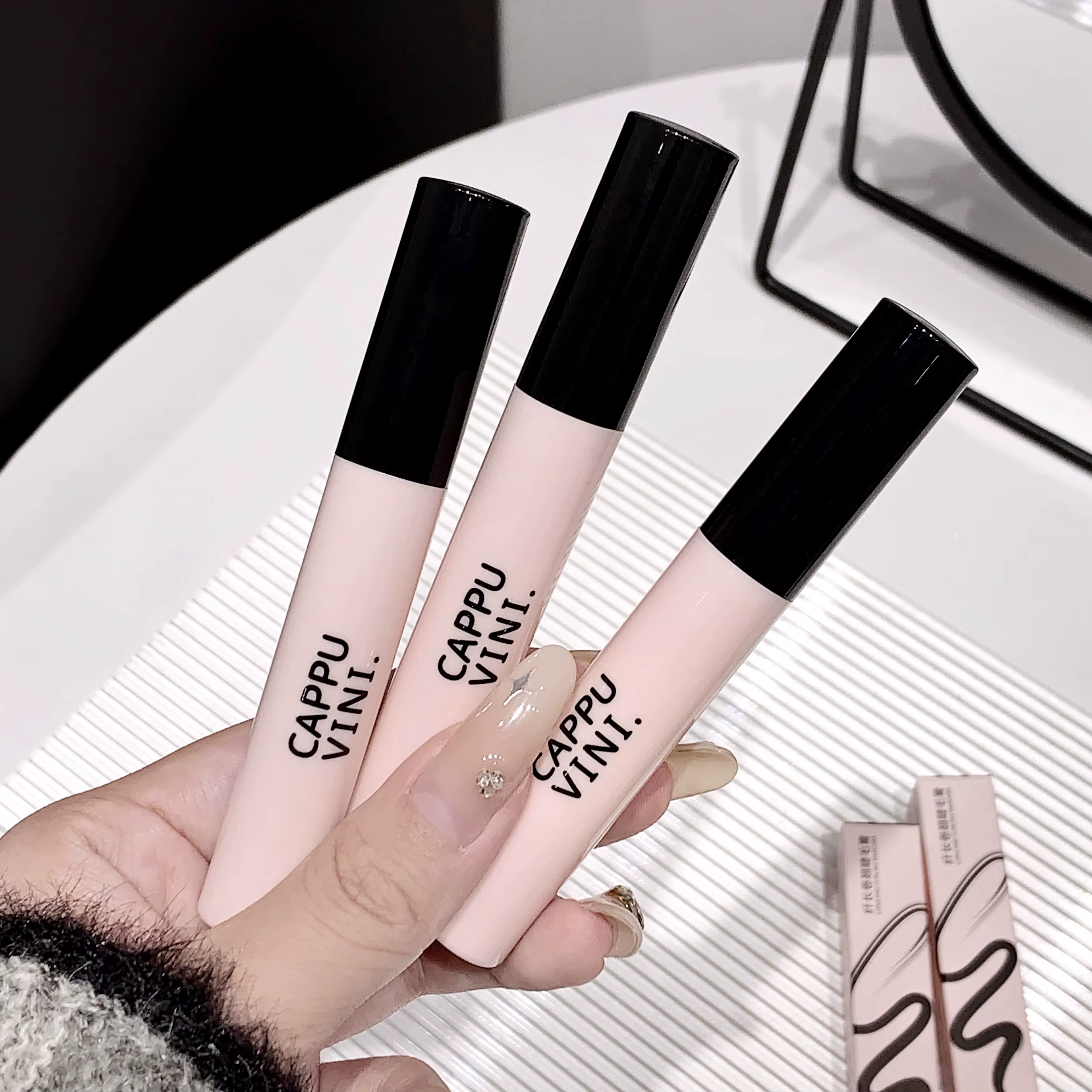 Mascara Cappuvini, imperméable et anti-taches