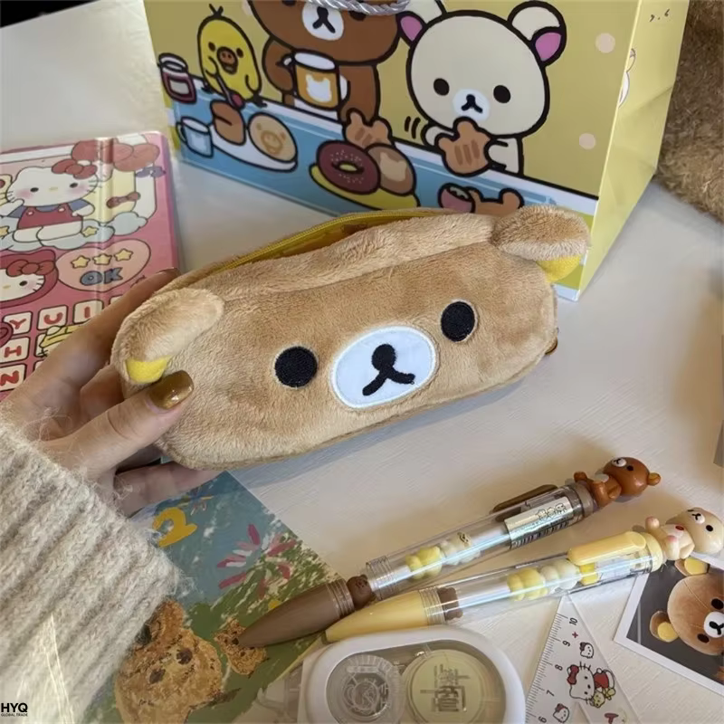Étuis à crayons Kawaii Rilakkuma pour enfants et filles, pochette à crayons mignonne en forme d'ours de dessin animé, sac à stylos, papeterie scolaire, cadeaux tendance