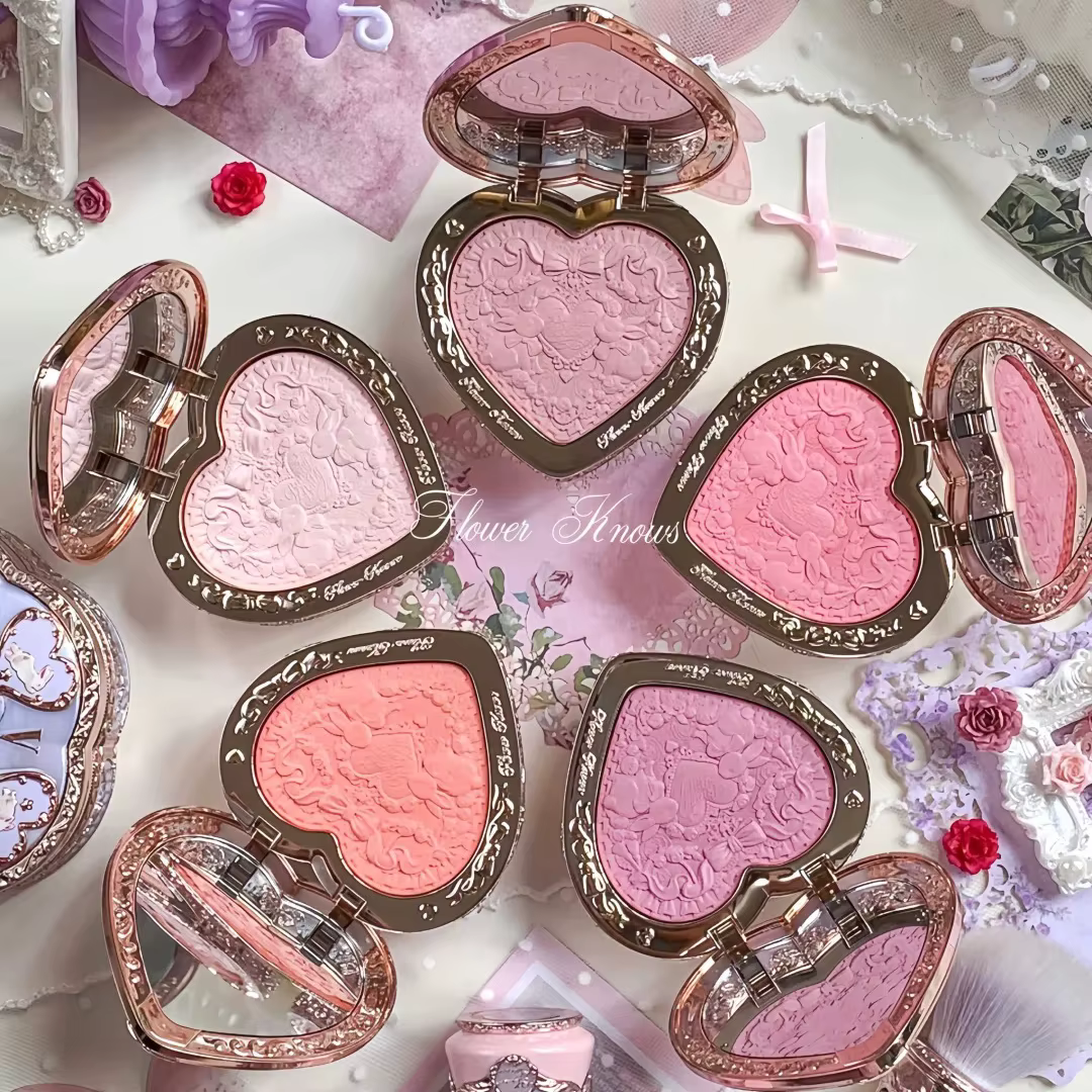 Flower Knows Bunny Garden Blush Poudré Gaufré Fini Mat Doux Longue Tenue Éclat Naturel Waterproof Modulable Maquillage Végan pour Joues