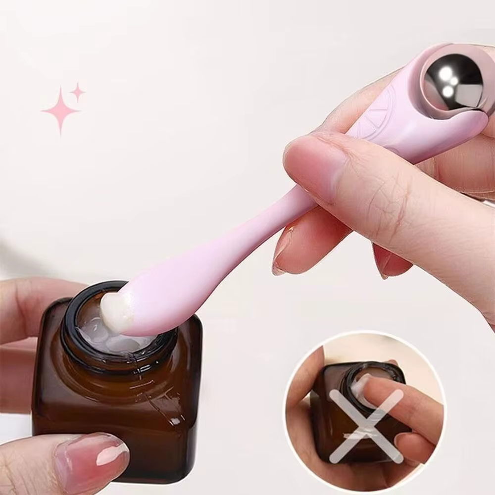 Rouleau de crème de massage pour les yeux