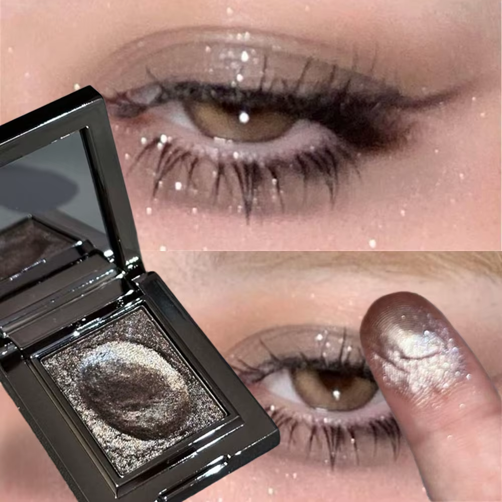 Palette de fards à paupières à paillettes métalliques
