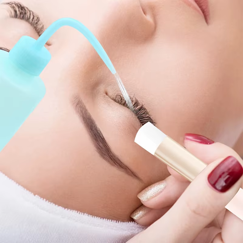Bouteille de nettoyage d'extension de cils