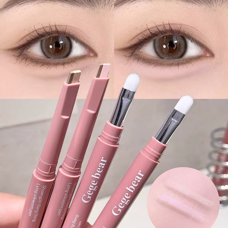 Crayon double embout 2-en-1 effet « Silkworm » : surligneur nude et contour des paupières inférieures