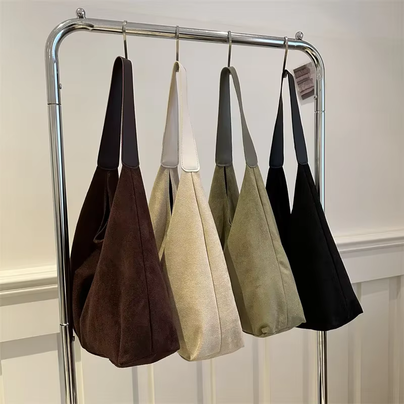 Sac pour femmes en Faux daim, sac à main Simple de grande capacité pour femmes, sac à bandoulière sous les aisselles, sac fourre-tout rétro de couleur unie