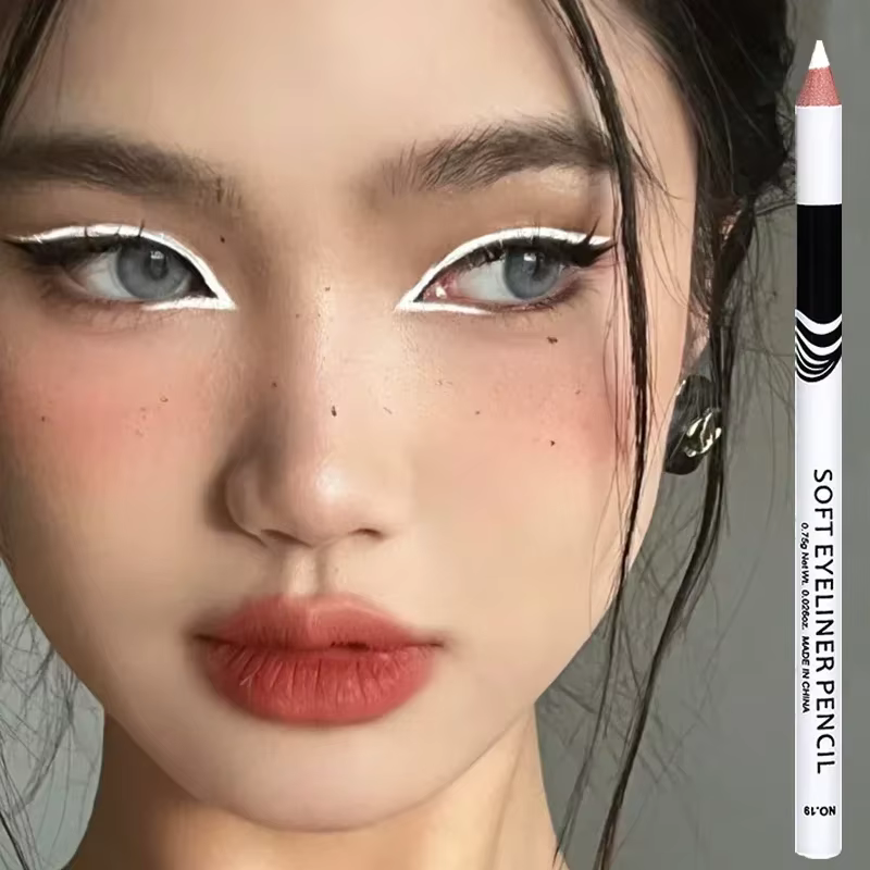 Crayon Eyeliner Blanc, Verhéritage
