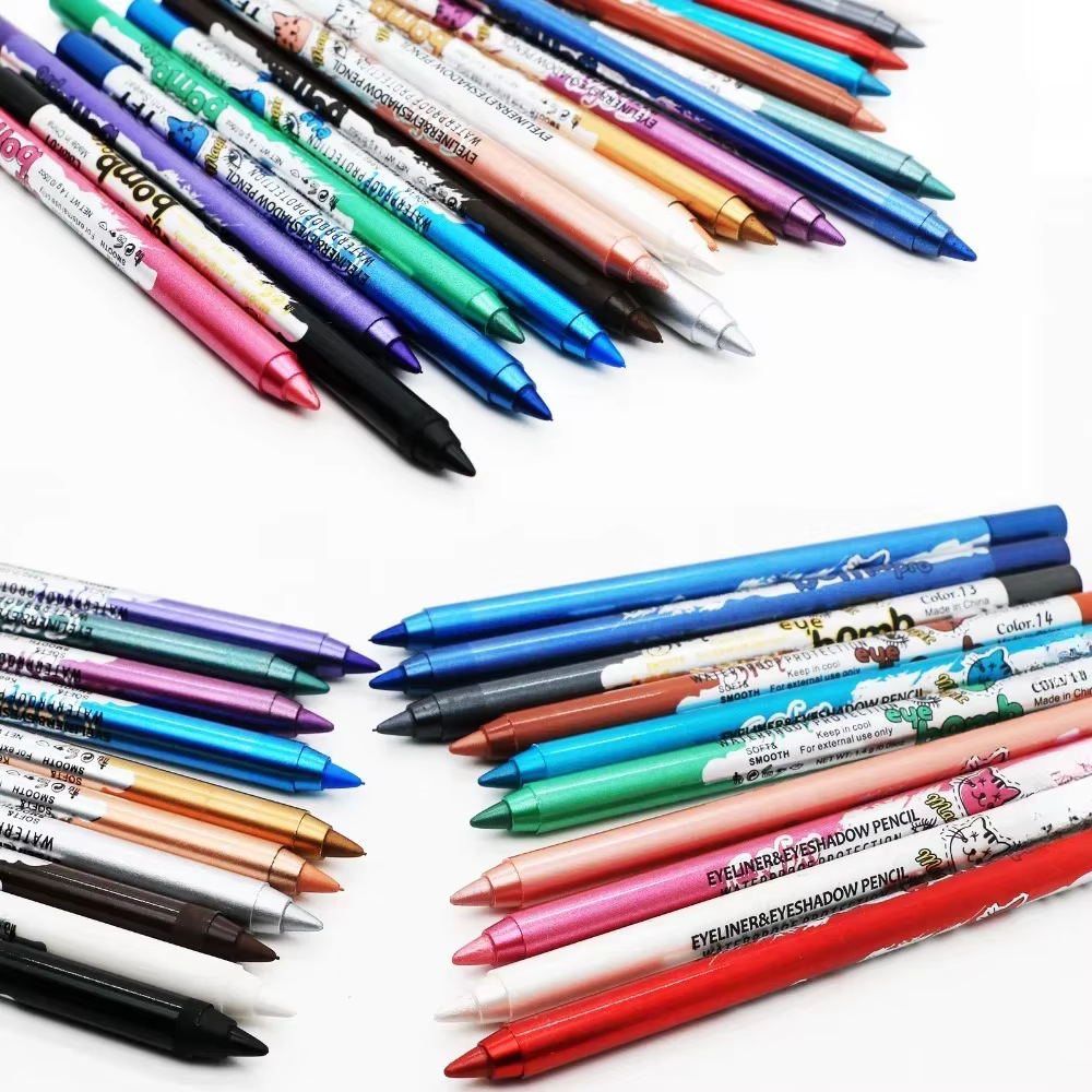 Crayon Eyeliner à séchage rapide coloré