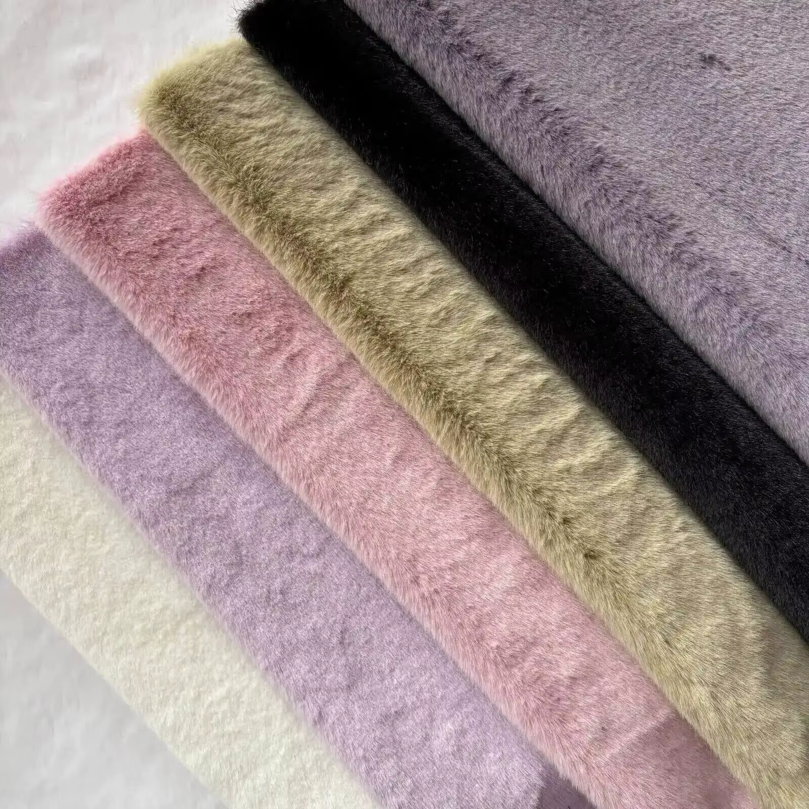 ZYFMPTEX 5mm tissu en peluche de vison extensible 50x50cm blanc fausse fourrure douce fibre de Polyester