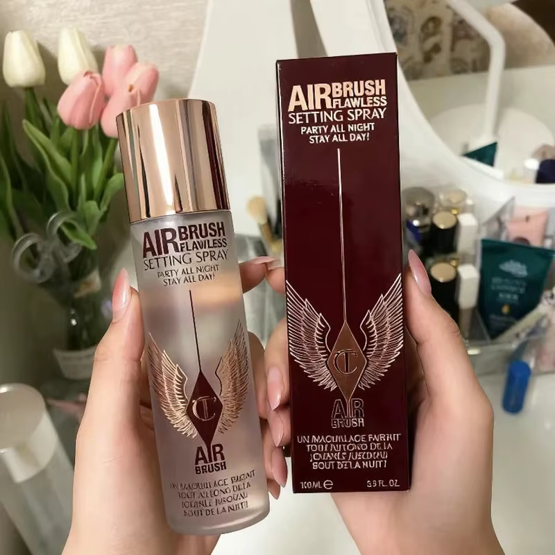 Charlotte Tilbury Eyeshadow Pigmented Smooth & Airbrush Spray Matifiant Hydratant Longue Tenue Estompe les Pores Base de Maquillage Parfaite