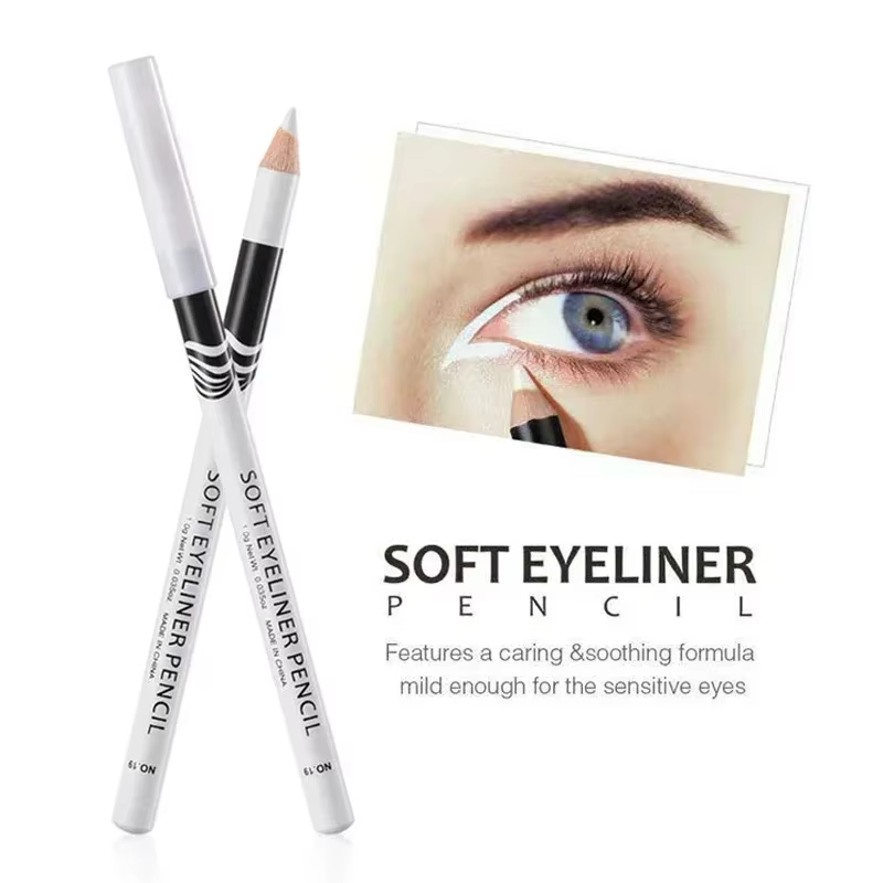 Eyeliner blanc, maquillage durable
