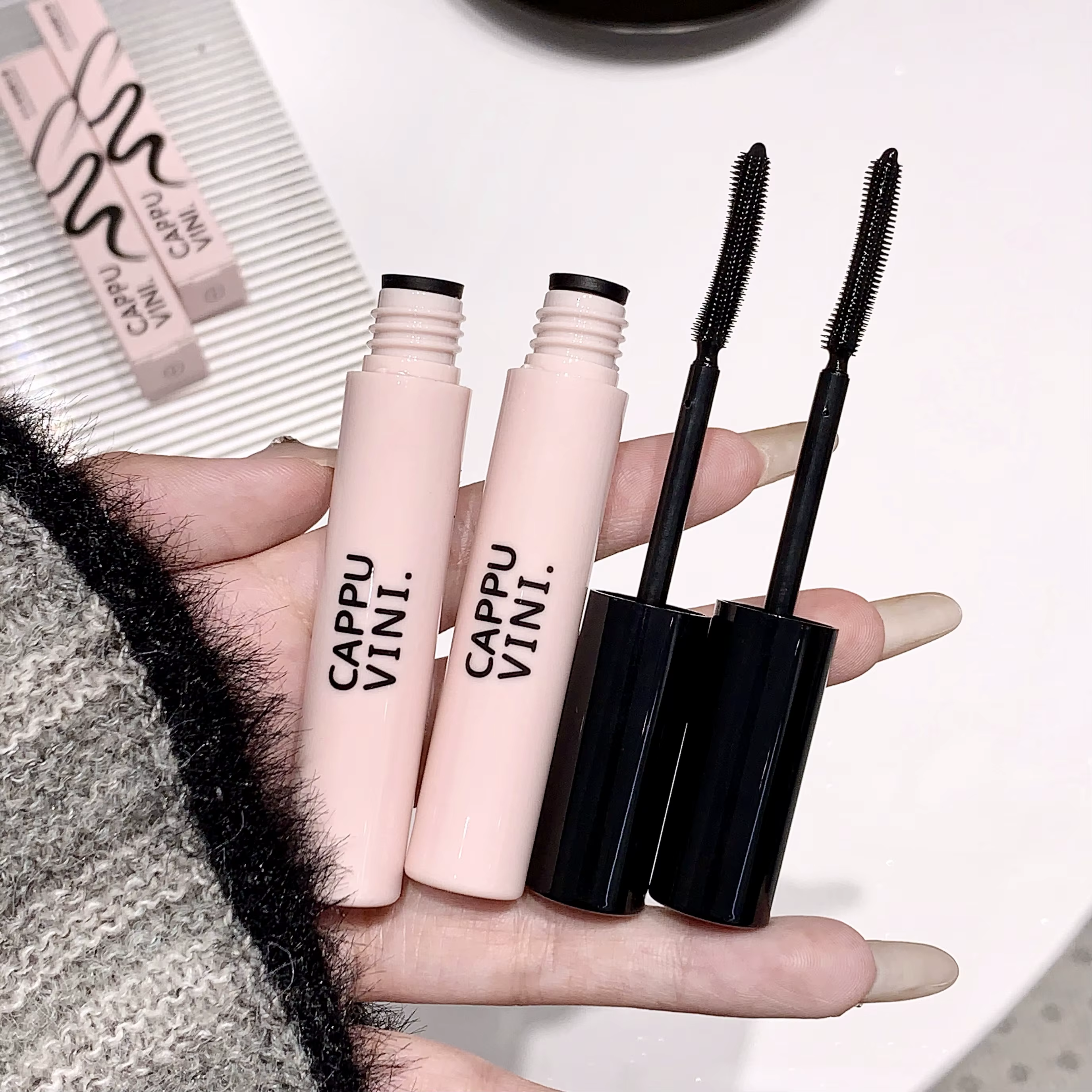 Mascara Cappuvini, imperméable et anti-taches