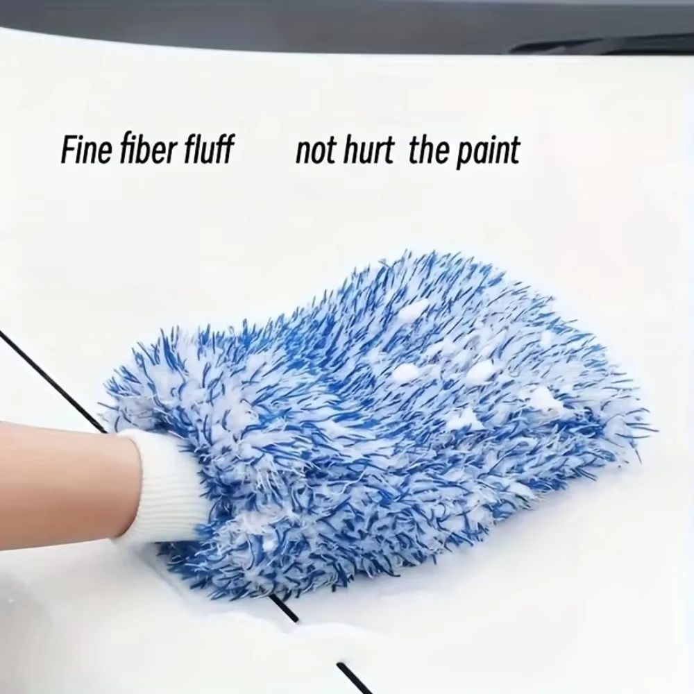 Un gant de lavage de voiture pour nettoyage à sec et humide, qui nettoie efficacement votre véhicule en conditions humides et sèches. Idéal pour le detailing de moto.
