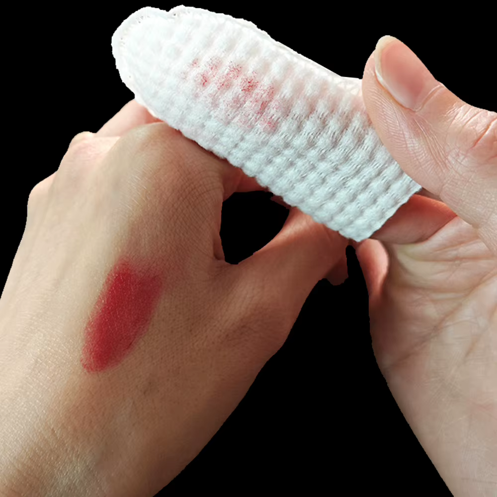 Tampons de coton démaquillants jetables