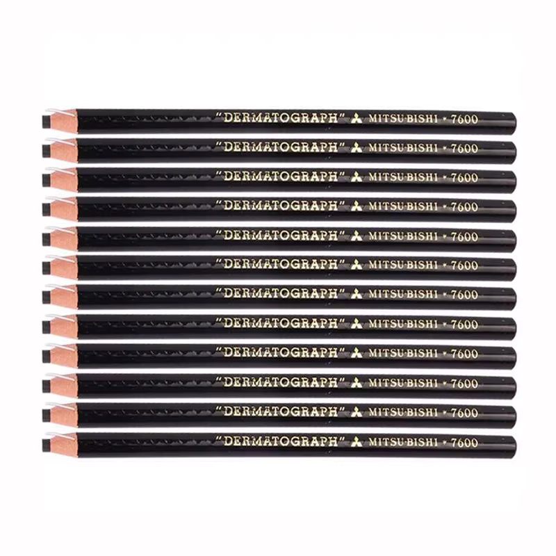 Dermographe noir pour eye-blogueur en continu