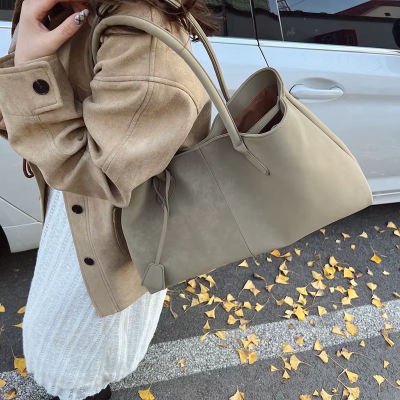 Sac à main polyvalent en faux daim pour femme, sac à main de grande capacité, sac initié, haute qualité, produit tendance, savoir, solide, 2025